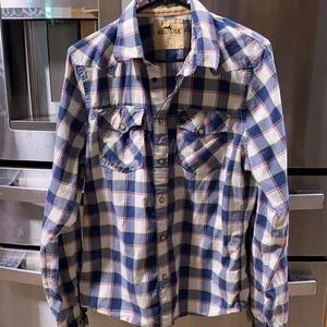 Men’s Hollister size large snap button long sleeve